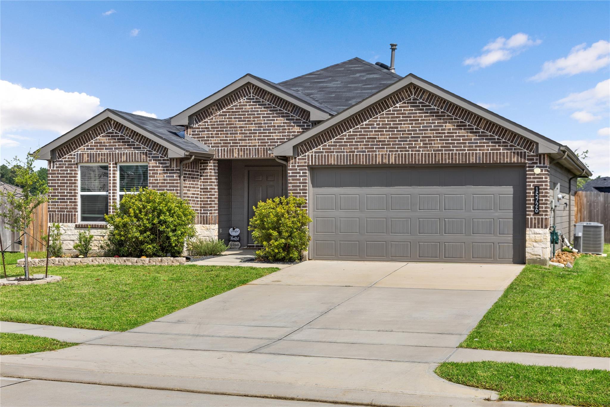 Residential Lease in Magnolia 5