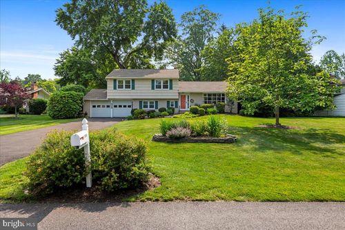 1904 Woodland Dr, Yardley, PA, 19067-3104 | Card Image