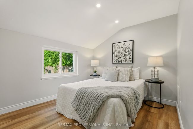 18 Weber Dr, House other with 3 bedrooms, 2 bathrooms and 3 parking in Georgetown ON | Image 22