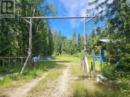 4248 Casino Rd, Trail, BC, V1R4X4 | Card Image