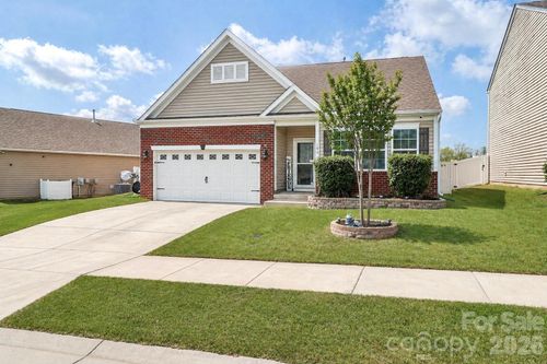 180 N Cromwell Dr, Mooresville, NC, 28115-3000 | Card Image