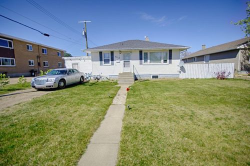 5014 48 St, Taber, AB, T1G1H1 | Card Image