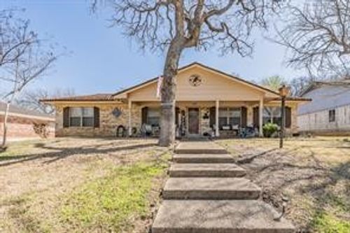 120 Timberlake Dr, Azle, TX, 76020-4040 | Card Image