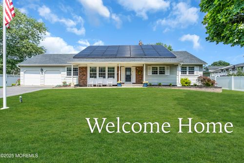 40 S Westfield Rd, Howell, NJ, 07731-2322 | Card Image