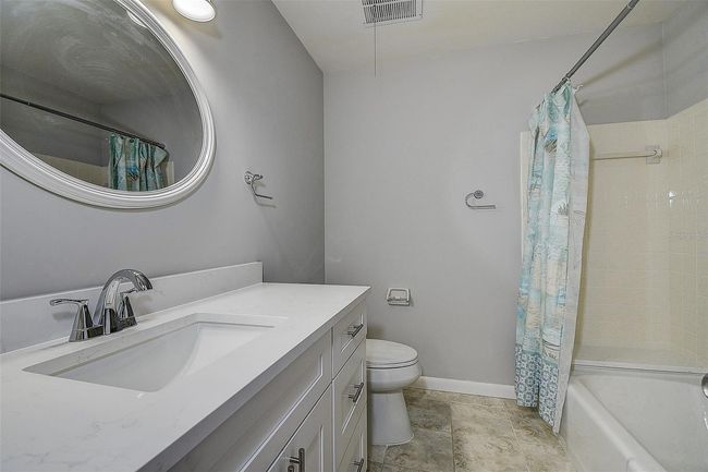 APT-514A - 100 Bluff View Dr, Condo with 2 bedrooms, 2 bathrooms and null parking in BELLEAIR BLUFFS FL | Image 26