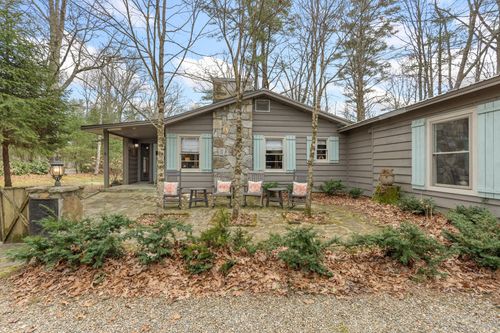 80 Flat Mountain Estates Rd, Highlands, NC, 28741-8784 | Card Image