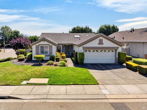 221 Red Mountain Dr, Cloverdale, CA, 95425-5437 | Card Image