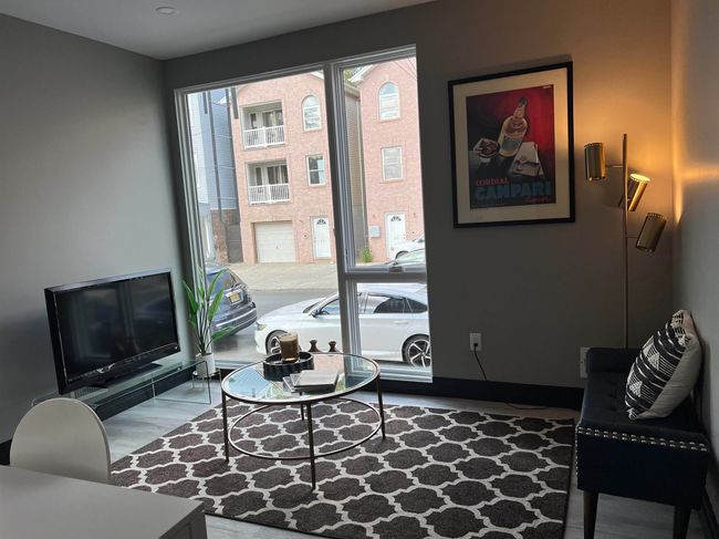 APT-2R - 55 Logan Ave, Condo with 2 bedrooms, 1 bathrooms and null parking in Jersey City NJ | Image 20