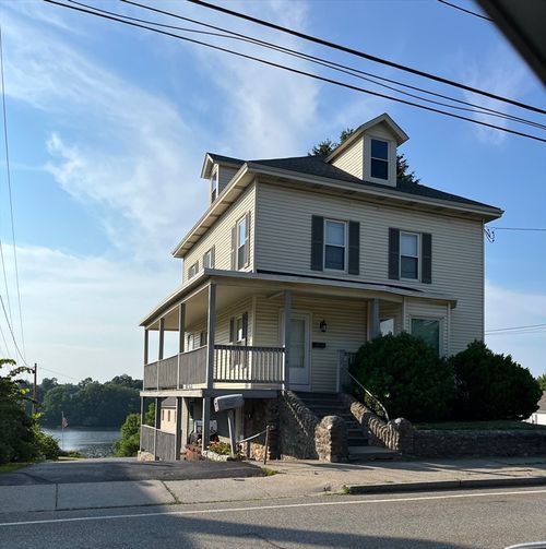 ul-198 Main St, Clinton, MA, 01510-4022 | Card Image