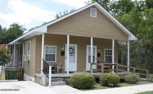 1012 Hall St, Wilmington, NC, 28401-3218 | Card Image