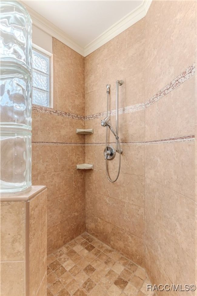 3073 Gulf Winds Cir, House other with 3 bedrooms, 5 bathrooms and 3 parking in Hernando Beach FL | Image 38
