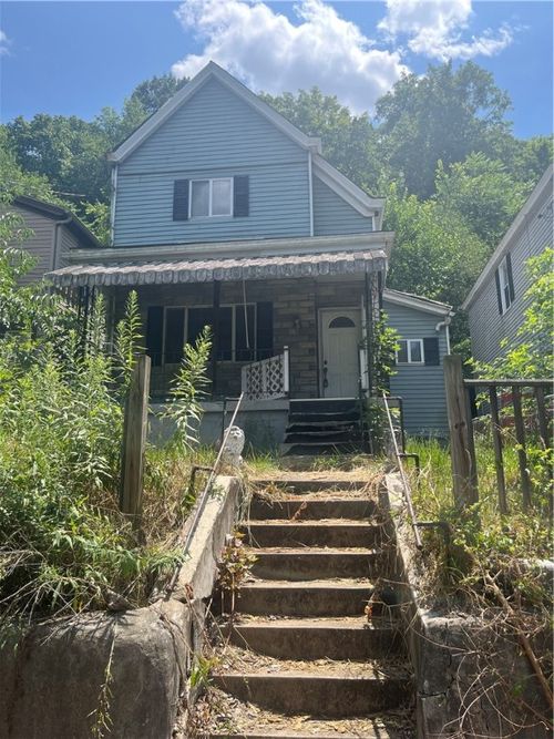 512 Glenn St, Wilmerding, PA, 15148-1205 | Card Image