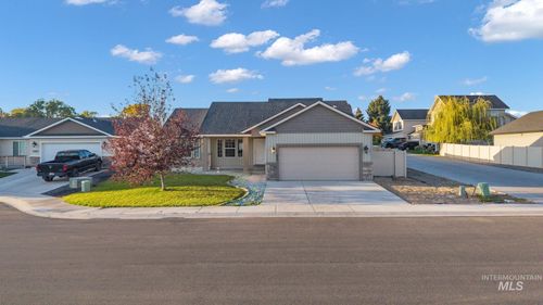 672 Heidi Ave, Twin Falls, ID, 83301-5146 | Card Image