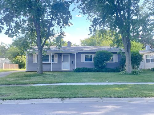 18595 W Judy Dr, Gurnee, IL, 60031-1322 | Card Image