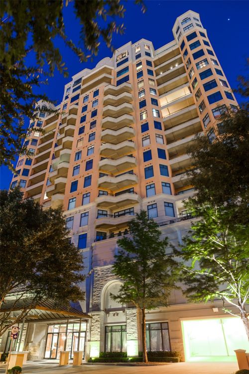 907-2828 Hood St, Dallas, TX, 75219-7808 | Card Image