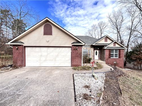 95 Bassingham Dr, Bella Vista, AR, 72715-1526 | Card Image