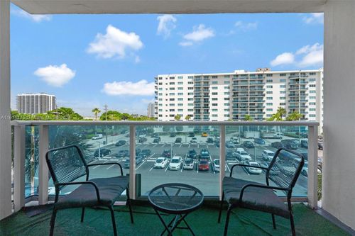 apt-3m-7501 E Treasure Dr, North Bay Village, FL, 33141-4302 | Card Image