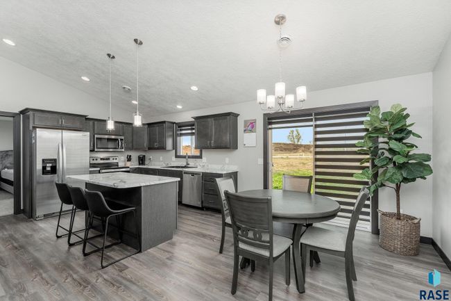 4702 34th St N, House other with 3 bedrooms, 2 bathrooms and null parking in Sioux Falls SD | Image 6