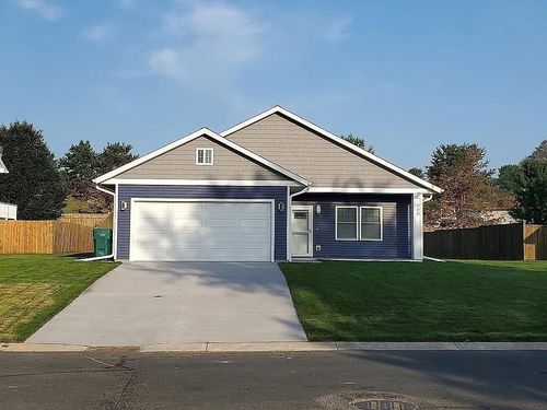 900 8th Ave Sw, Pine Island, MN, 55963-6777 | Card Image