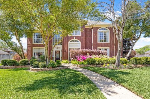 907 Live Oak Ln, Seabrook, TX, 77586-4406 | Card Image