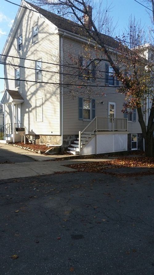 1-5 Dustin St, Peabody, MA, 01960-5816 | Card Image