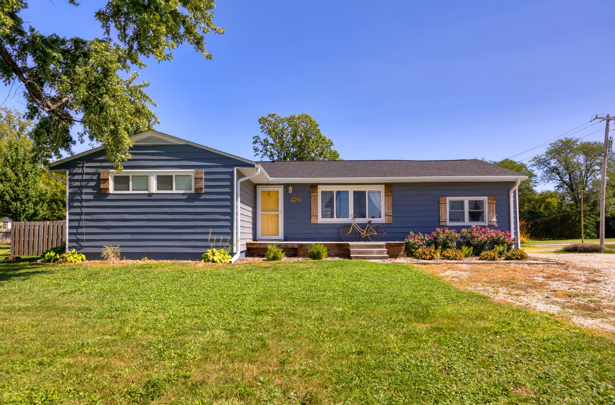 4th Ct, Des Moines, IA 50313