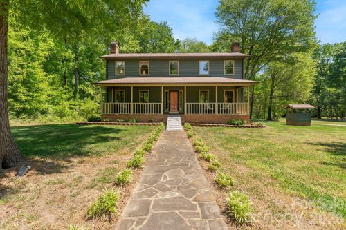 1098 Greenfield Rd, Walnut Cove, NC, 27052-7251 | Card Image