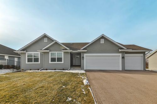 213 English Oak Ln, Poplar Grove, IL, 61065-8518 | Card Image