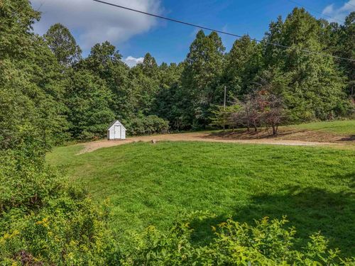 390 Boggs Rd, Olive Hill, KY, 41164-8288 | Card Image