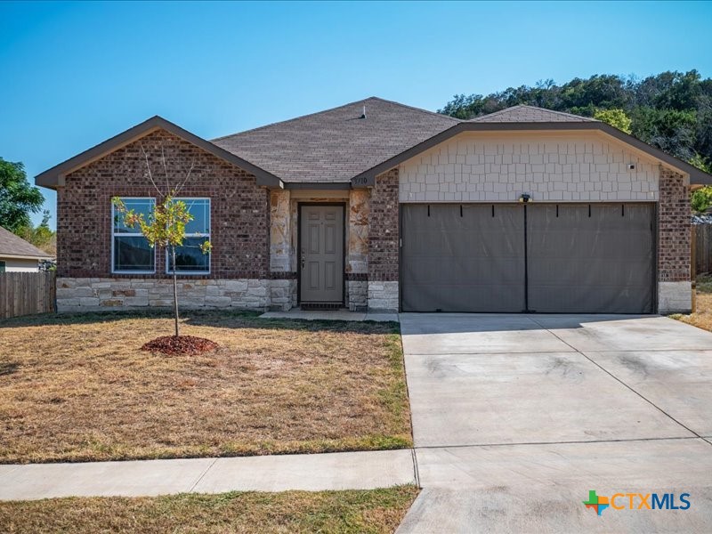 Flat Rock Mountain Dr, Killeen, TX 76549