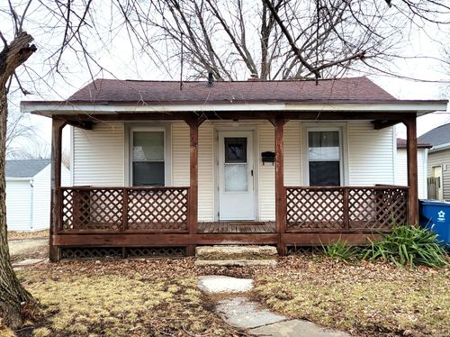 1823 9th St, Peru, IL, 61354-2235 | Card Image