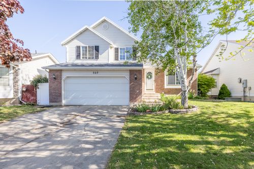327 W 75 S, Clearfield, UT, 84015-5912 | Card Image