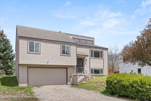 382 Summit Dr, Carbondale, CO, 81623-8746 | Card Image