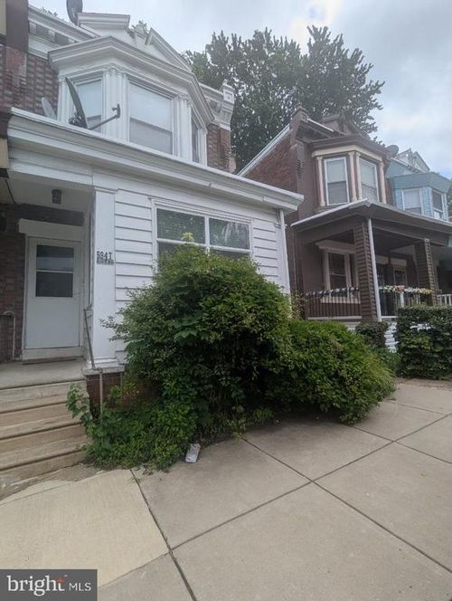 2-5947 N 13th St, PHILADELPHIA, PA, 19141-3221 | Card Image
