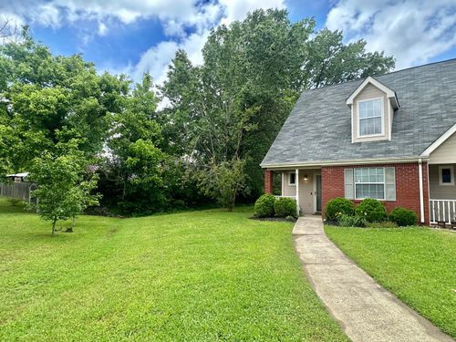 1241 Lenny Ln, Chattanooga, TN, 37421-4124 | Card Image