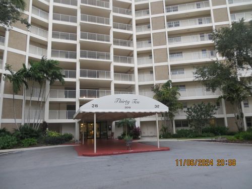 apt-207-3010 N Course Dr, Pompano Beach, FL, 33069-3361 | Card Image