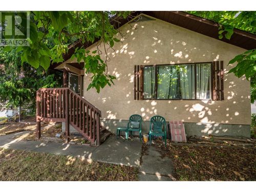 330 Van Horne St, Penticton, BC, V2A4K5 | Card Image