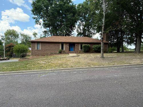 300 S Cedarbrook Dr, Monett, MO, 65708-2708 | Card Image