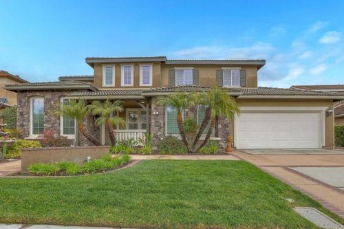 118 Double Eagle Gln, Escondido, CA, 92026-1441 | Card Image