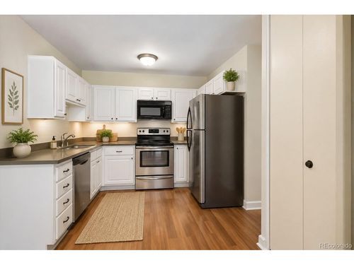 b1-720 S Clinton St, Denver, CO, 80247-1562 | Card Image
