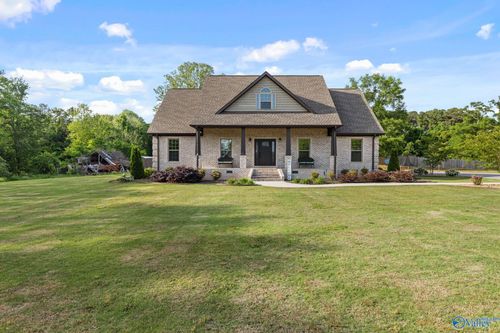 123 Beacon St, Moulton, AL, 35650-1802 | Card Image