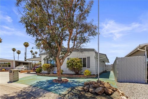 1711 Santo Domingo Way, Hemet, CA, 92545-6846 | Card Image