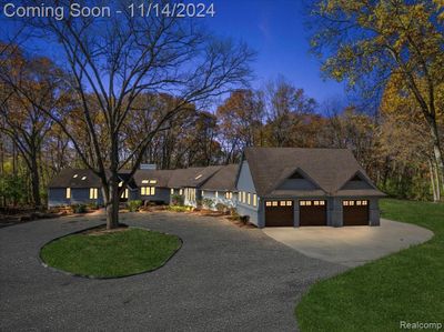 30545 Inkster Road, Home with 5 bedrooms, 6 bathrooms and null parking in Farmington Hills MI | Image 1