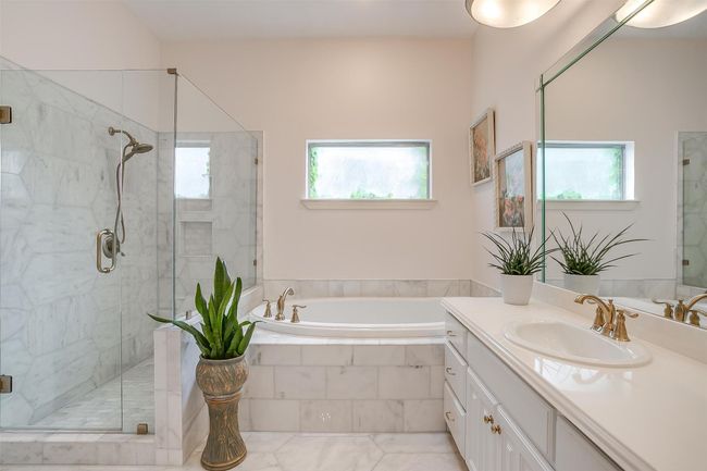 512 N Parkridge Dr, House other with 4 bedrooms, 3 bathrooms and null parking in Mansfield TX | Image 23