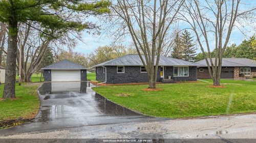 1034 S Ridge Lane Lane, GRAND CHUTE, WI, 54914 | Card Image