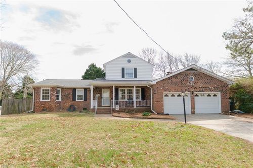 49 Wendfield Cir, Newport News, VA, 23601-1027 | Card Image