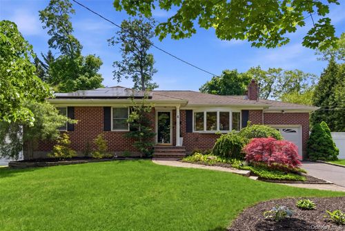 6 Louisa Ct, Northport, NY, 11768-3017 | Card Image