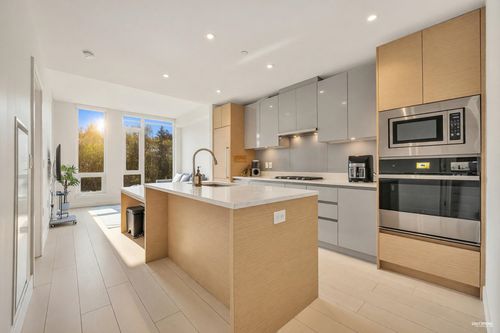 512-3538 Sawmill Cres, Vancouver, BC, V5S0J8 | Card Image