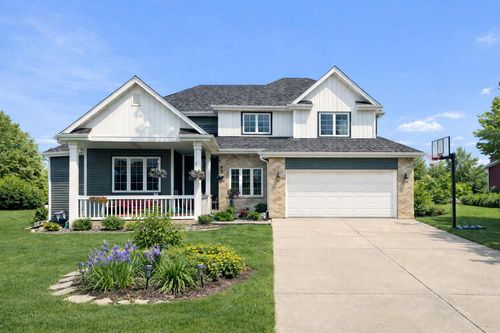 841 Summer Creek Road, Oconomowoc, WI, 53066 | Card Image