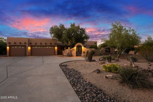 2070 W Bromm Ln, Wickenburg, AZ, 85390-1095 | Card Image